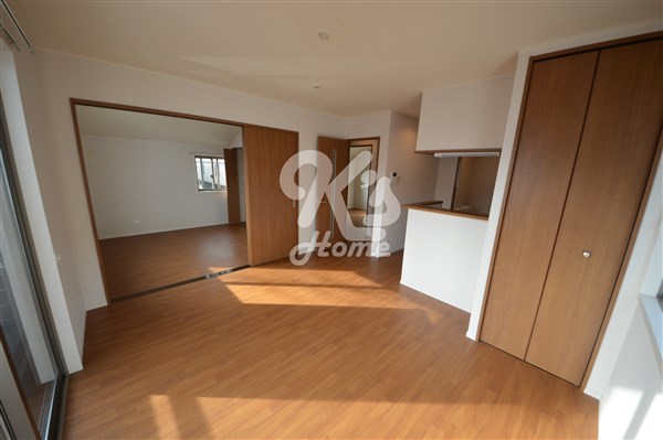 居室・リビング　同物件２階の参考写真