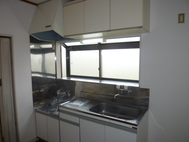 キッチン　別の部屋の写真です