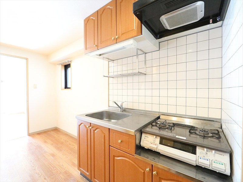 キッチン　キッチン（ガス2口コンロ設置可能）