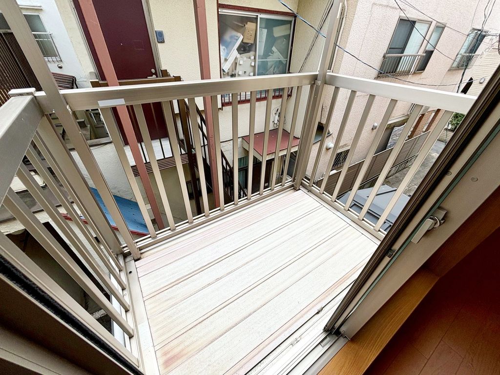 バルコニー　バルコニー