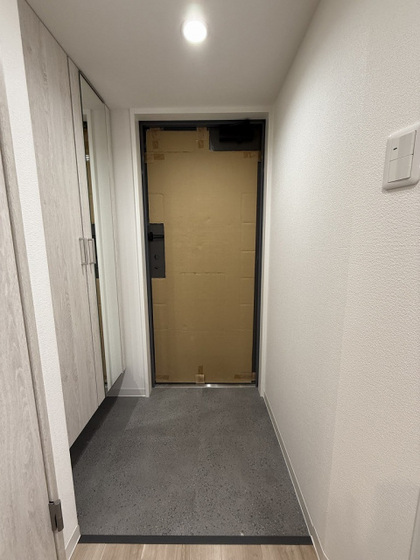 玄関　他号室のお写真です