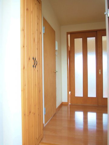 玄関　ゆったりとした玄関です