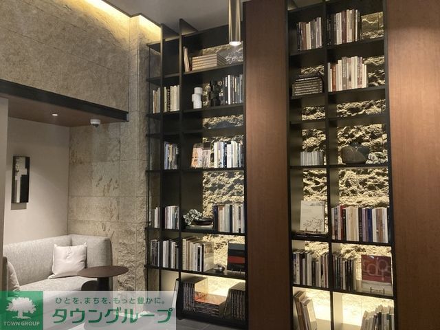 ロビー　エントランス