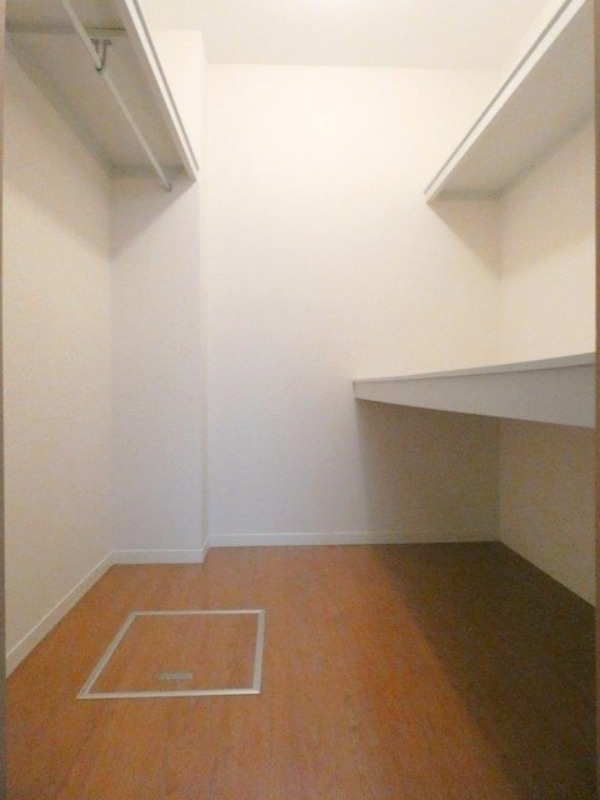 収納　図面と現状に相違がある場合には現状を優先