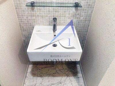 洗面設備　洗面台です。