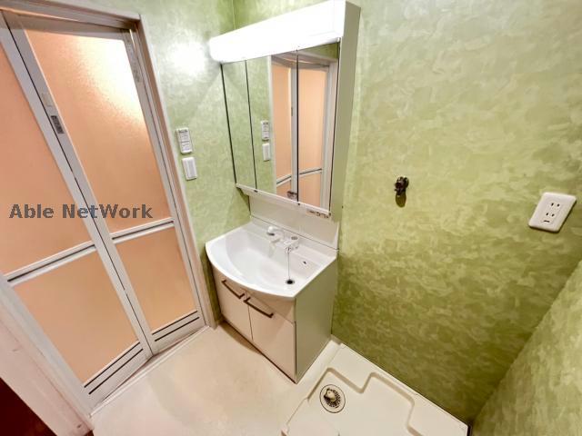 洗面設備　同型