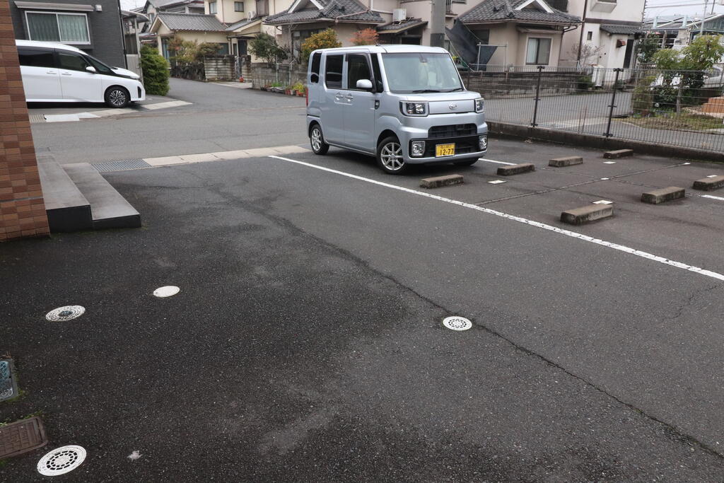 駐車場　敷地内駐車場です。