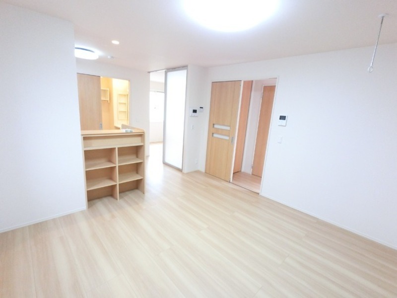 居室・リビング　図面と現状に相違がある場合には現状を優先