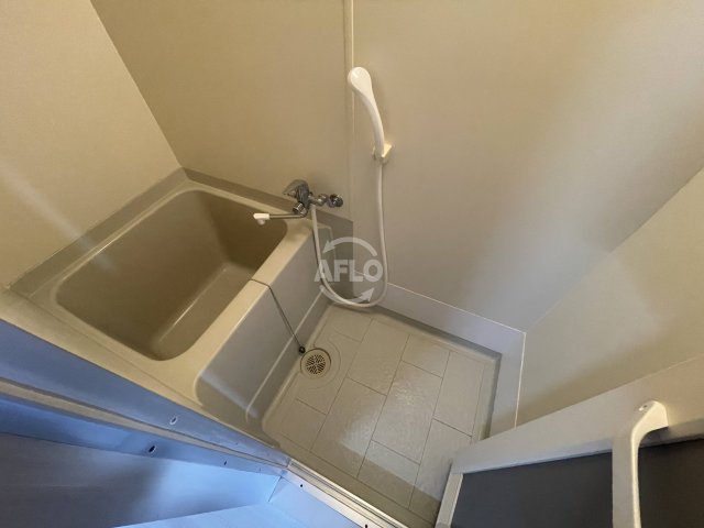 バス・シャワールーム　ベルフレージュ北堀江　浴室