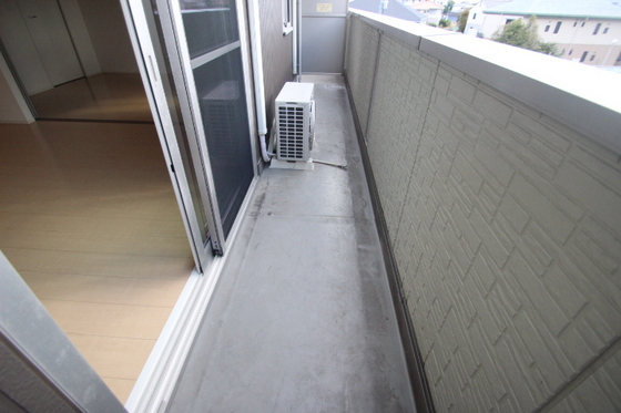 バルコニー　※別部屋の写真です。
