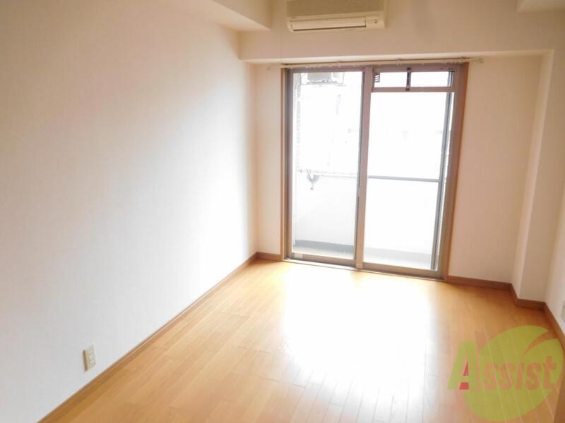 居室・リビング　日当たりのイイお部屋です！