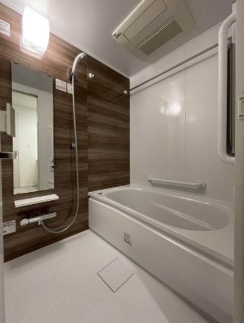 バス・シャワールーム