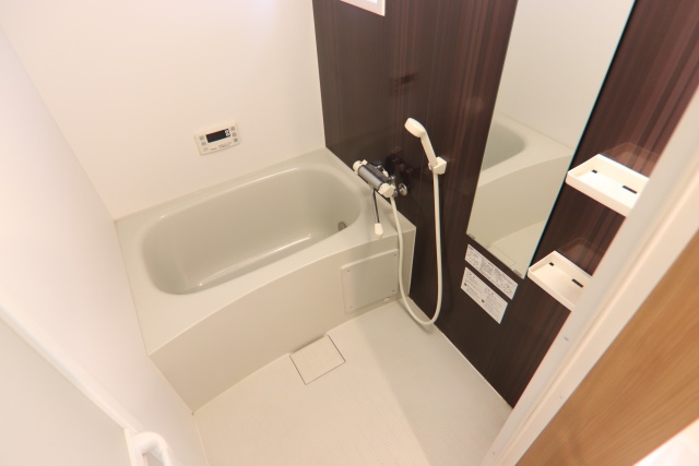 バス・シャワールーム　※別室の参考写真の為、現況優先です。