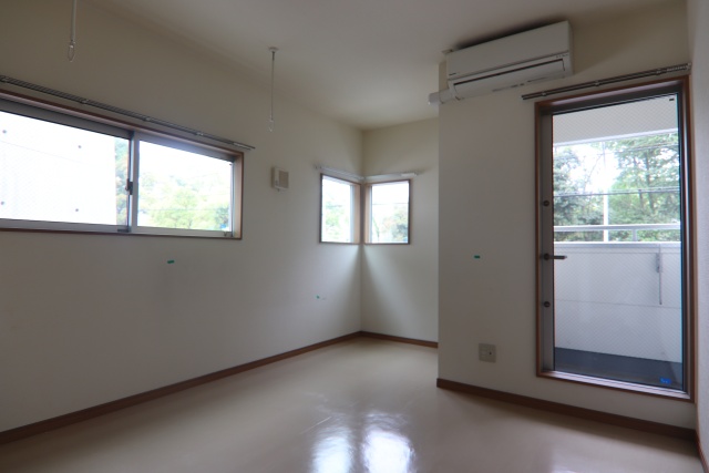 居室・リビング　※別室の参考写真の為、現況優先です。