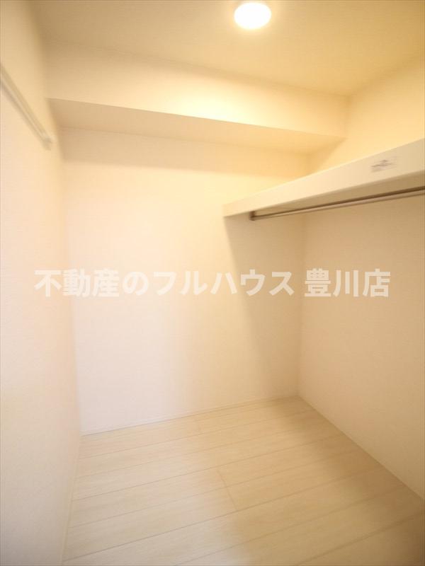 収納　写真は同型別室