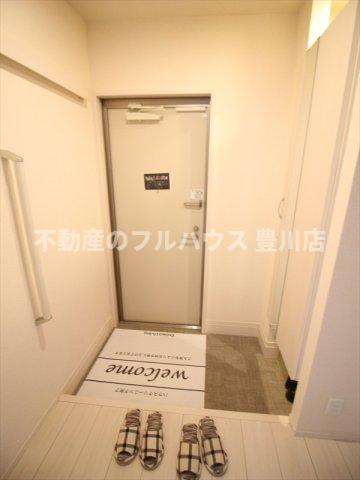 玄関　写真は同型別室