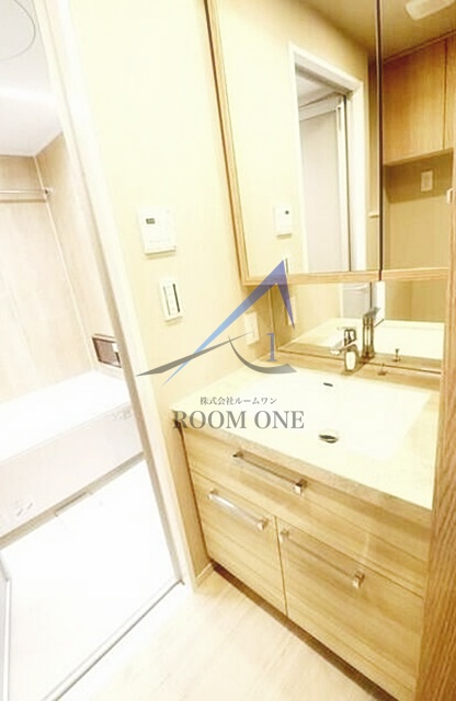 洗面設備　洗面台です。