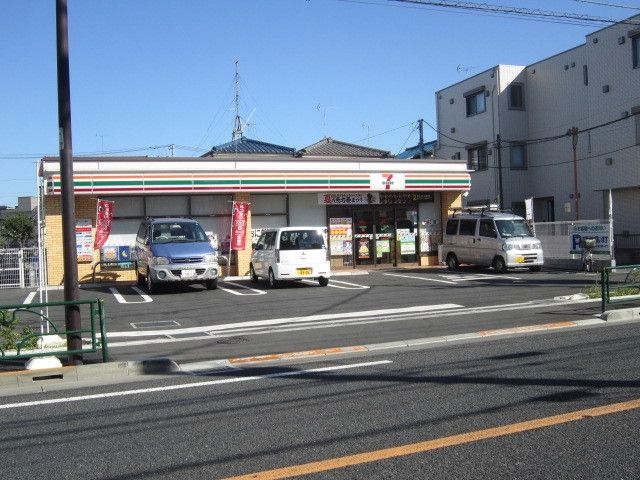 コンビニ　セブンイレブン（コンビニ）まで414m