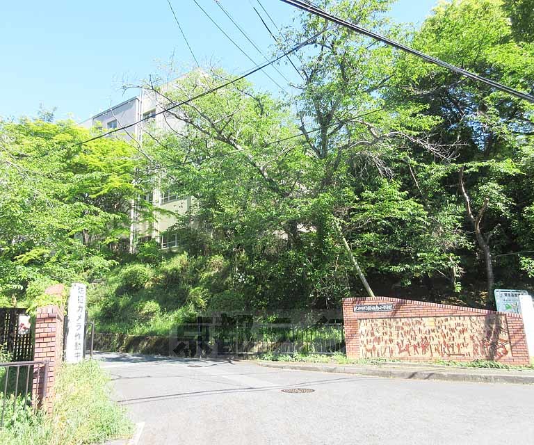 小学校　瀬田南小学校（小学校）まで754m