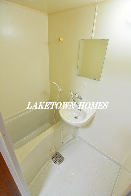 バス・シャワールーム　浴室です。