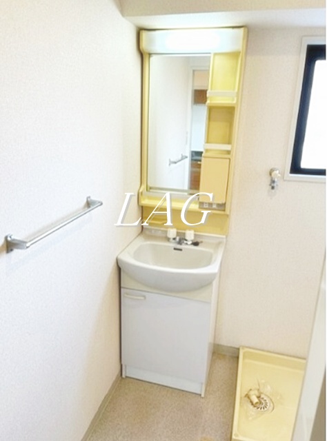 洗面設備　洗面台です。