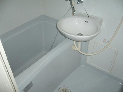 バス・シャワールーム　お風呂です。