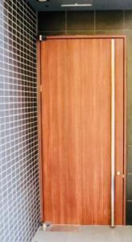 エントランス　ゆとりのあるエントランスです