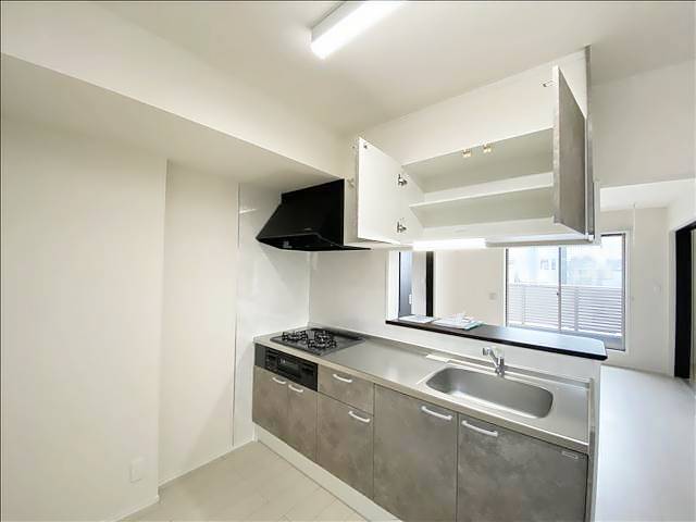 キッチン　調理スペースが取れます。