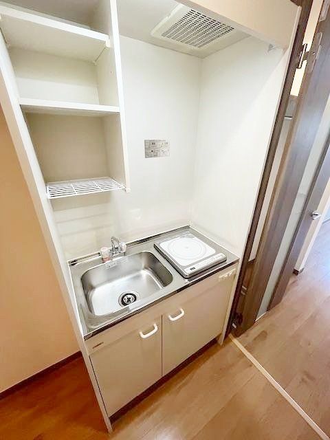 キッチン　バルコニー