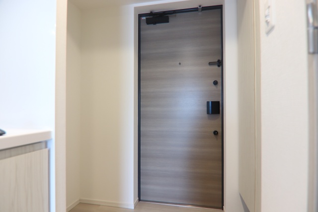 玄関　※別室の参考写真の為、現況優先です。