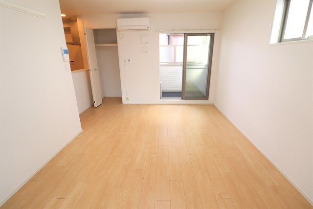 居室・リビング　１１．８帖　リビング