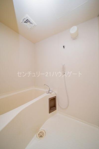 バス・シャワールーム　日々の疲れを癒すバスルーム