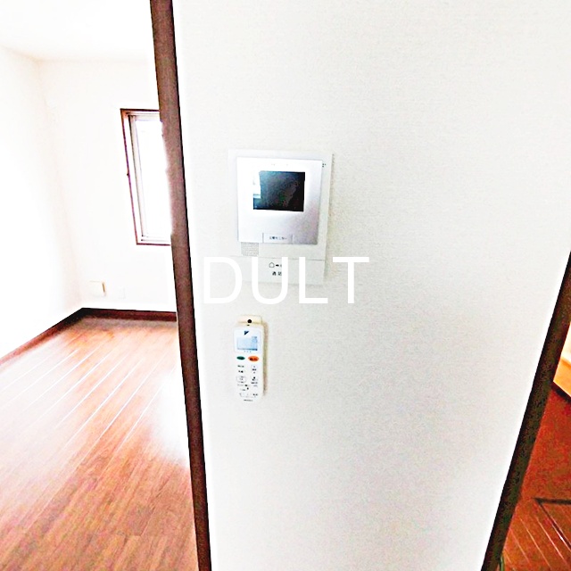 セキュリティ　モニター付きインターホンです。