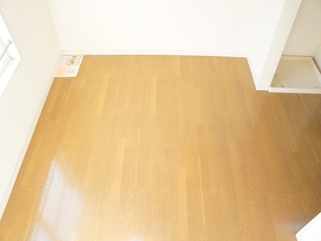 居室・リビング　家具家電付と無しのお部屋があります。（反転プランあります。）