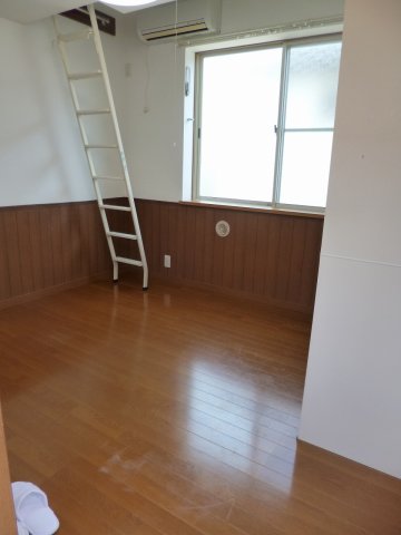 居室・リビング　※同設備の別室写真を使用しております。