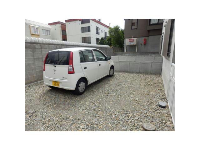 駐車場　駐車場