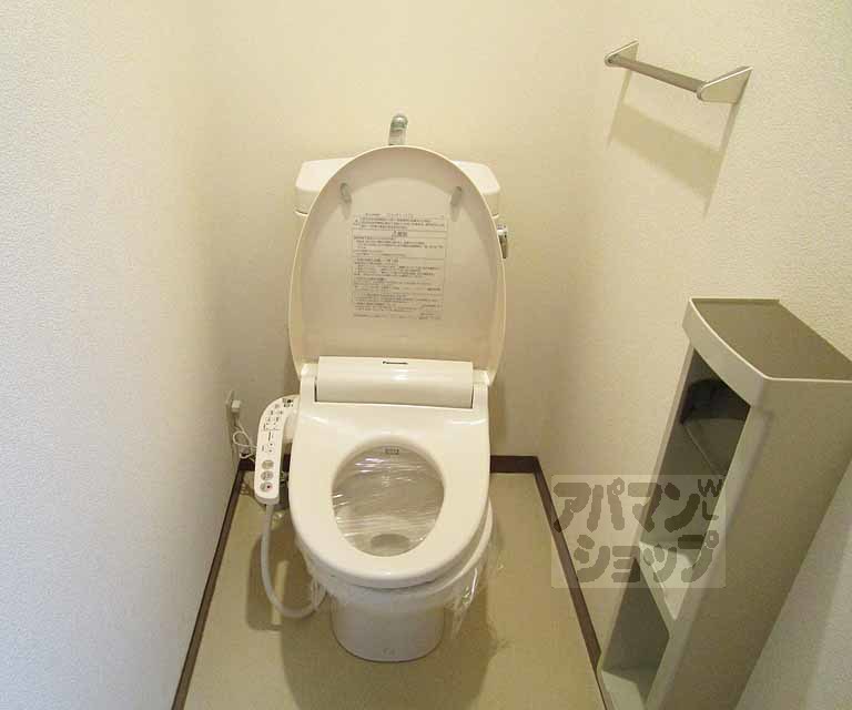 トイレ　１０１号室の写真です。