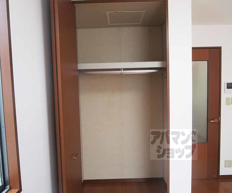 収納　１０１号室の写真です。