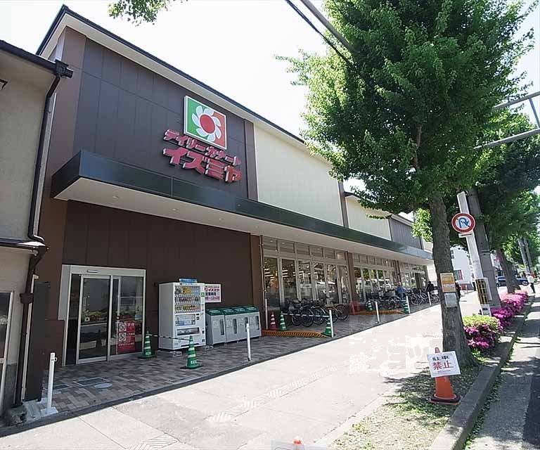 スーパー　イズミヤ　千本北大路店（スーパー）まで522m