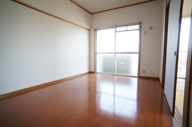 居室・リビング　同タイプの別号室になります