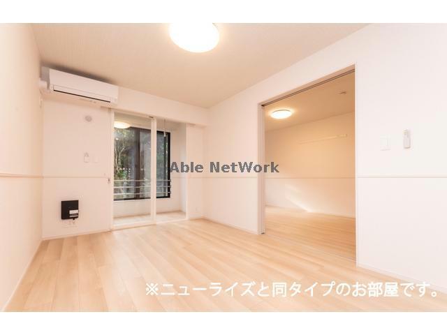 居室・リビング　同タイプ部屋参照