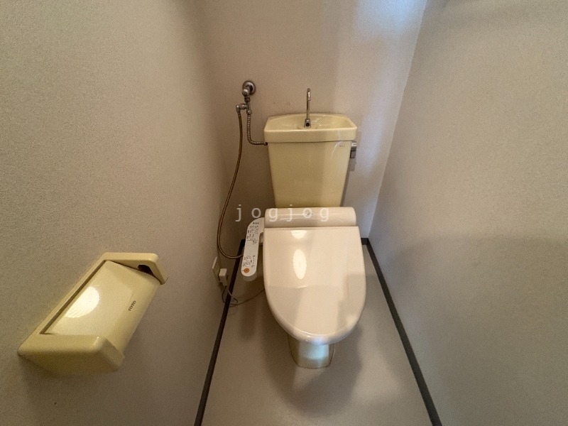 トイレ　類似