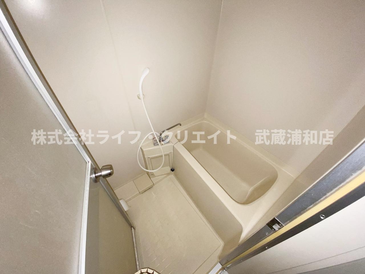 バス・シャワールーム　別号室の参考写真