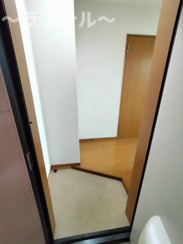 玄関　別部屋イメージ写真