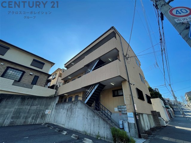 建物外観　タイル張りの外観でおしゃれです！
