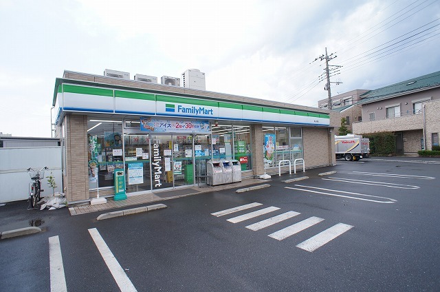 コンビニ　ファミリーマート 狭山水野店（コンビニ）まで750m