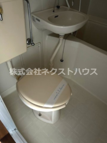 トイレ　別部屋参考写真です