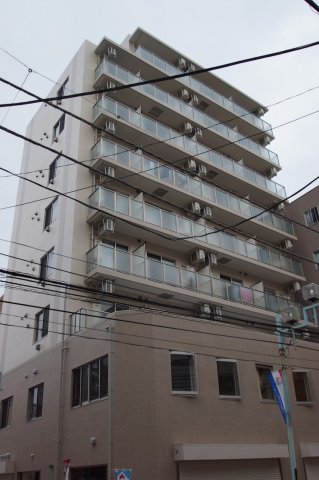 建物外観　最寄り駅から徒歩２分の駅近マンションです。