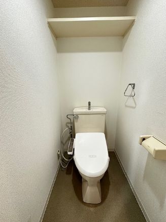 トイレ　同タイプ参考写真