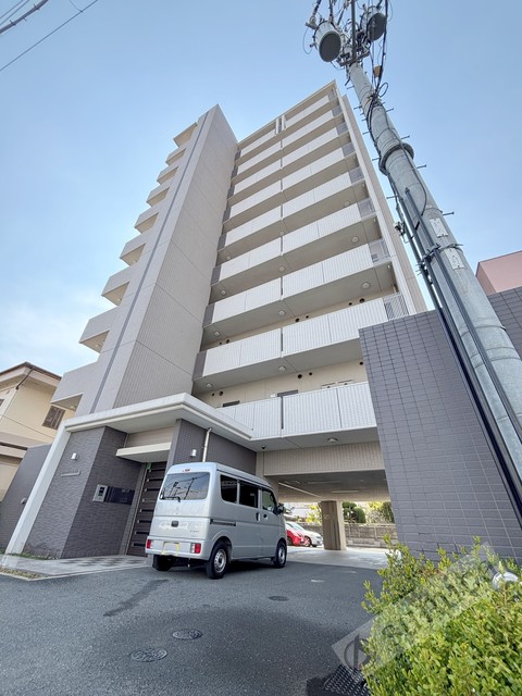 建物外観　スタイリッシュな建物です＾＾